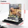 Soporte de Exhibición de Cosméticos Acrílico Personalizado de Múltiples Niveles con Panel Trasero Desmontable e Iluminación LED Adecuado para Mostradores de Tiendas Minoristas