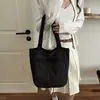 2026 Nova Bolsa de Ombro Único em Nylon Leve Resistente à Água para Uso Externo Transfronteiriça para Mulheres, Xadrez Japonês Casual Roxo Venda por Atacado