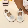 Zapatos Mary Jane de Cuero con Perlas, Fuegos Artificiales y Pedrería para Niñas, Nuevo Estilo Coreano Versátil, Suela Suave, Zapatos de Una Sola Pieza, Primavera/Verano 2026