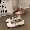 Sapatos baixos de peça única para mulheres 2026 Outono Novo Estilo Suave Estilo Francês Pequeno Chanel Mulheres Grávidas Planos Couro Macio Mary Janes Mocassins