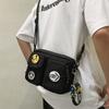 Bolso cruzado para hombre, de un solo hombro, nuevo modelo 2026, bolsa para teléfono, mochila versátil para estudiante, bolso cuadrado pequeño de estilo de pareja moderno