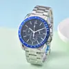 2025 Moda Serie Speedmaster Sol, Luna y Estrellas Conmemorativo Europeo Seis Pines Multifunción Cuarzo Reloj para Hombre Venta al por Mayor
