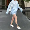 Conjunto feminino estilo minimalista, nova coleção verão 2026, conjunto de duas peças de alta qualidade com camiseta redonda casual de caimento solto e shorts modeladores