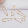 Broche de alfinete simples banhado a ouro 14K que preserva a cor, acessórios de vestuário, material para alfinetes trançados à mão DIY, atacado