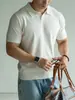 Suéter masculino de malha canelada com decote V pequeno e gola Henley, coleção outono 2026, tricô casual estilo retro old money