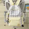 Mochila Escolar de Cuadros para Estudiantes Mujeres, Estilo Versátil y Fresco, Adecuada para Estudiantes de Secundaria y Preparatoria, Ligera y Práctica para el Transporte Diario, Mochila Versátil