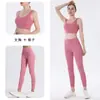 Conjunto de dos piezas de soporte de alta resistencia para yoga para mujer, con un sujetador deportivo de tirante fijo y pantalones largos sin costuras de cintura alta, perfecto para Pilates