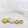 Botões de Strass Florais Redondos Irregulares para Atacado Botões Metálicos para Tops Femininos Jaquetas de Terno Suéteres Botões Decorativos