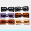Novos óculos de sol de armação pequena da moda óculos de sol de tendência transfronteiriça do Sudeste Asiático óculos de sol personalizados em formato V óculos de comércio exterior atacado