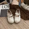 Sapatos redondos antiderrapantes, confortáveis e estilosos para todas as três estações. Estes sapatos femininos são perfeitos para combinar com vestidos vintage, saias e calças, e podem ser usados com vários looks.