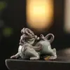 Nuevo Adorno de Mascota de Té de Cerámica Estilo Chino Kiln Ge de la Suerte Pixiu, Pieza Exquisita Adecuada para Cuidar, Decoración para Mesa de Té con Agrietamiento, Ceremonia del Té, Juego de Té