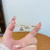 Pulsera de Abeja con Diseño de Nicho, Completamente Incrustada con Diamantes, para Mujer, Moda de Lujo Ligero, Versátil, Joyería de Pulsera de Flores