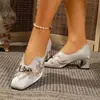 Estilo Nacional Novo Estilo Chinês Sapatos de Salto Alto Quadrados de Metal para Mulheres 2026 Venda Quente Solado Macio Bordados Retrô Mocassins de Tamanho Grande