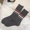 Calcetines de invierno para mujer, calcetines de media pantorrilla, calcetines largos a rayas estilo coreano, calcetines cálidos casuales, calcetines versátiles apilados de dos rayas