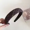 Faixa de Cabelo Esponjosa de Padrão College Estilo Coreano para Mulheres, Faixa de Cabelo de Pressão Vintage de Alta Qualidade, Acessório de Cabelo Elegante