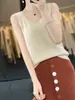 Camisola premium com decote em U para mulheres, design de peça única sem costura, corte justo, realça a clavícula, sem mangas, adequada para usar em camadas, top de malha