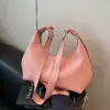 Bolsa de Gran Capacidad Transfronteriza Nueva para Mujer Otoño/Invierno Moda Simple de un Solo Hombro Cruzada con Colgante Bolso Tote para Viajes de Negocios para Dama