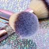 Los Pinceles de Maquillaje Biyouyi con Patente de Cepillo Único Brilliant Queen, Pincel para Polvos, Pincel para Sombras de Ojos y Pincel para Rubor Son un Éxito de Ventas en Amazon