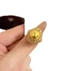Anillo de Perla Imitación Oro con Diamantes Completos Estilo Francés Vintage, Forma Ovalada, Elegante y Lujoso, Anillo Brillante, Lujo Ligero, Accesorio Único