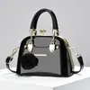 Bolso Versátil de Moda Casual con Colgante Floral Brillante, Bolso de Hombro para Uso Diario, Bolso Cruzado para Mujer, Bolsos Transfronterizos
