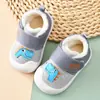 Zapatos para bebé niño en otoño e invierno zapatos para bebé con terciopelo acolchado infantiles de 0-1-2 años invierno suela blanda de algodón para mujer