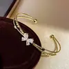 Pulsera cuadrada geométrica de circón estilo francés, sensación de lujo ligero y alta gama, versátil y elegante, joyería fina y de moda para mujer al por mayor