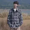Camisa xadrez estilo americano, nova coleção primavera/outono, camisa de manga comprida moderna com gola alta, peça de outer wear masculina de corte solto
