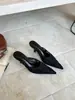 Estilo Coreano Encaje Sexy Punta Fina Slip-on Medias Zapatillas de Casa Mujeres Verano 2026 Nuevo Estilo Ropa de Exterior Tacón Fino Sandalias de Un Paso