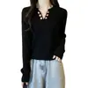 Elegante suéter de punto con cuello en V y manga larga para mujer, otoño e invierno, adelgazante y que favorece la figura, de longitud corta