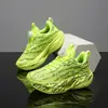 Zapatillas Deportivas de Verano para Niños 2026, Tenis Casuales con Hebilla Giratoria, Malla Simple Ligera, Transpirables, Suela Suave, Antideslizantes, Versátiles