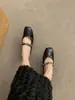 Mules Fechadas para Aumentar a Altura em Estilo Francês para Mulheres, Novas Sandálias Mule Rasteirinhas Slip-On Verão 2025