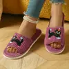 Novas Pantufas de Gato de Desenho Animado de Comércio Exterior para Mulheres, Pantufas Abertas para Casa, Pantufas de Algodão Listradas, Venda Quente Atacadista Transfronteiriça