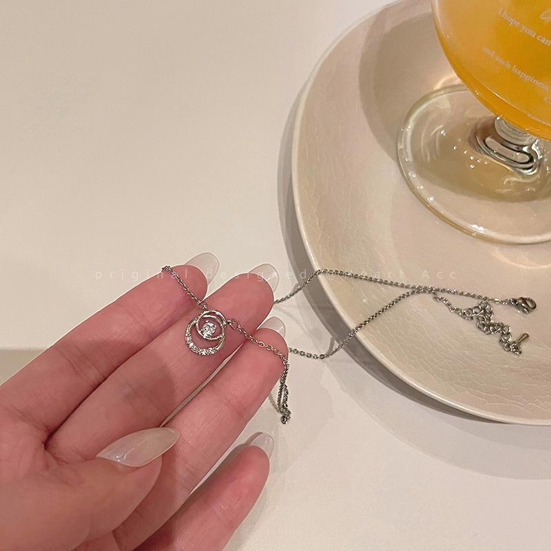 几何圆环锆石项链女ins简约气质高级感网红配饰小众百搭锁骨链