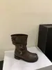 Hebilla de cinturón estilo retro Chuyuji, botas de motociclista para mujer, botas de tacón grueso hasta la mitad de la pantorrilla, estilizan y son versátiles, botas de jinete, botas western para verano