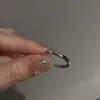 Set de Anillos Abiertos de Metal Zirconio Liso para Mujer Diseño Nicho Anillo para Dedo Índice Anillo Simple Estilo Frío