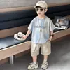 Conjunto de Verano para Niños 2026 Nuevo Estilo Coreano Fresco Conjunto de Dos Piezas de Manga Corta y Shorts Ropa Delgada de Verano para Niños Pequeños