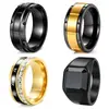 Anillo para Hombre Versátil de Acero Inoxidable con Patrón de Engranajes en Contraste Negro y Dorado, Números Romanos y Gema Negra Incrustada con Diamantes, el Más Vendido de Amazon