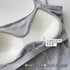 Top Regata Casual Esportivo Lindo com Tiras nas Costas, Sutiã com Bojo Fixo Embutido, Efeito Push-up, Pode Ser Usado Sozinho ou como Camada Base