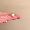 Anillo Abierto de Perla Barroca Francesa para Mujer Anillo de Dedo Índice Apilable de Nicho Lujo Ligero Gama Alta Versátil Ajustable Europeo y Americano