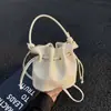 Bolsa de Mão de Luxo para Mulheres 2026 Novo Estilo Coreano Simples Bolsa Saco Nicho Plissada Casual Bolsa de Ombro Transversal