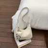 Bolsos de Mujer Nuevos de Verano 2026, Tendencia Transfronteriza, Nicho, Elegantes, Bolsos de Hombro de Moda Populares, Bolsos Cruzados, Bolsos de Albóndiga Súper Calientes
