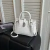 Bolso transfronterizo de gran capacidad para mujer, nueva moda de verano 2026, versátil, casual, simple, para el trabajo, bandolera, bolso pequeño cuadrado