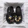 Zuecos de Mujer Estilo Nuevo para Verano 2026, Sandalias de Playa Antideslizantes, Pantuflas de Eva de Suela Gruesa que Aumentan la Altura, de Punta Cerrada