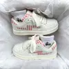 Zapatillas Casuales Versátiles Súper Populares para Mujer Primavera y Otoño 2026 Nuevo Diseño de Nicho Transpirables Zapatos de Pan Estudiante para Mujer