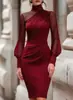 Vestido de malla con retazos estilo europeo y americano 2026, vestido ajustado de cuello alto con mangas abullonadas, vestido de noche para mujer