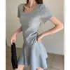 Foto Real # Vestido Camiseta Gola U para Mulheres, Novo Estilo Primavera 2026, Estilo Francês, Elegante, Acinturado, Emagrecedor, Vestido Curto Evasê.