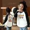 Nova Camiseta de Manga Longa Color Block Estilo Coreano para Meninas, Base para Primavera e Outono, Top Elegante de Outono Slim Fit para Crianças