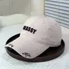 2026 Nuevo Sombrero de Sol Estilo Americano con Bordado de Letras, Gorra de Béisbol para Mujer, Versátil para Todas las Estaciones, Sombrero Casual con Visera para Protección Solar para Hombre