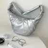 Bolsa de Ombro Feminina Simples de Couro Macio Estilo Coreano Retrô de Alta Qualidade, Processada e Personalizada, Formato de Dumpling, Grande Capacidade, Nicho Ins