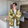 Suéter Cardigan Color Block Retrô Japonês Gola V Tendência Verde Abacaxi Jaqueta Primavera e Outono Masculino Estilo Preguiçoso Solto Tricô